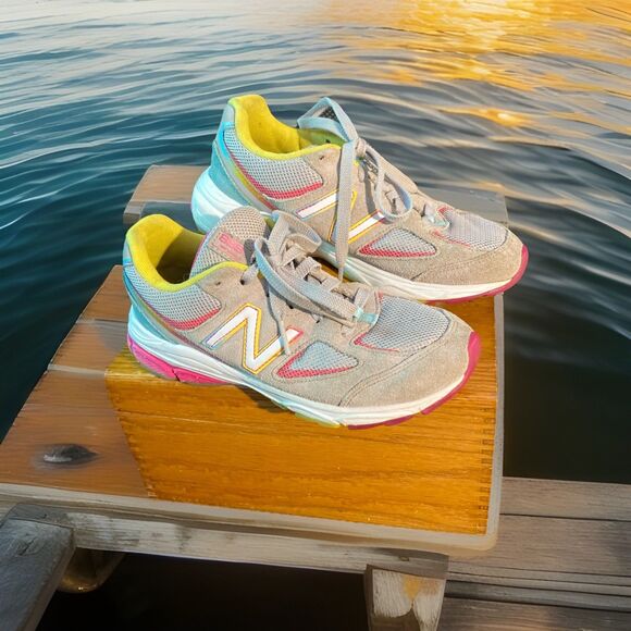 NEW BALANCE Shoes Womens Size 4 888v2 GK888GR2 Pink Gray Yellow White‎ - Picture 2 of 5
